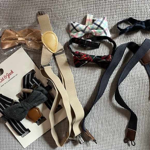 Lot of infant/toddler bow ties & suspenders - Picture 2 of 4